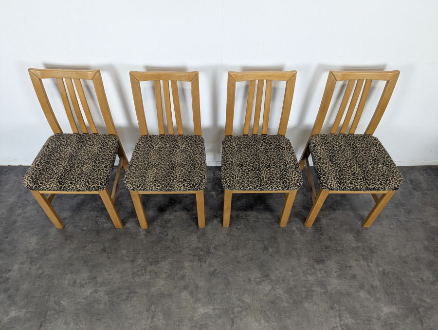Série de 4 chaises design Italien