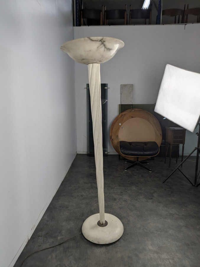 Lampadaire des années 50 abat jour en Albâtre