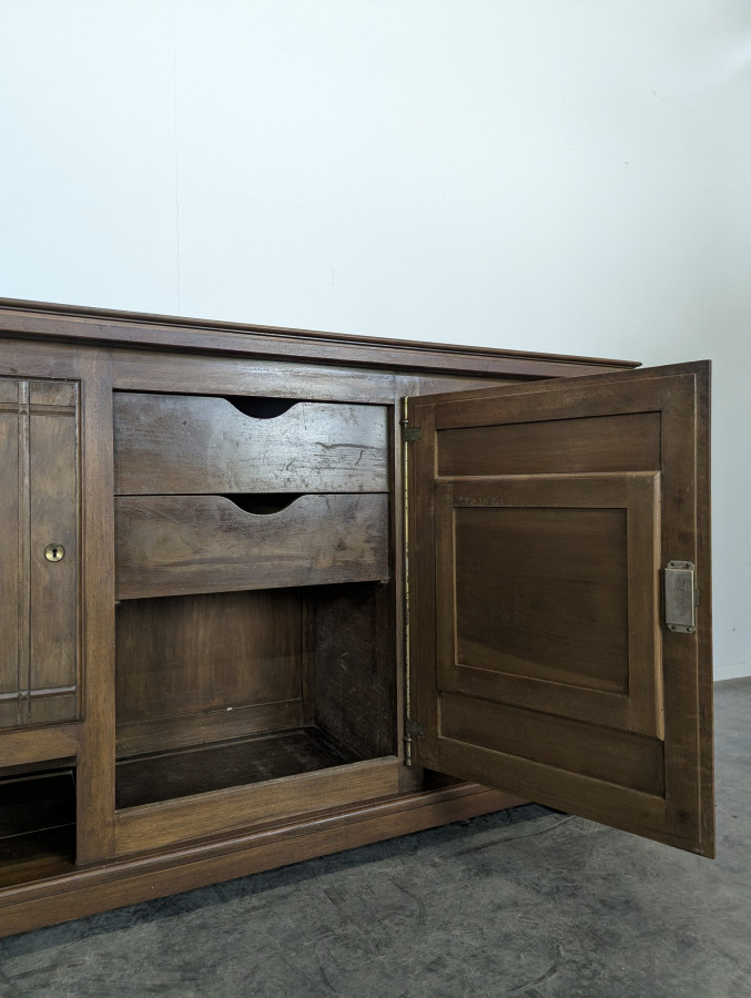 Enfilade d'Etienne Kohlmann en noyer