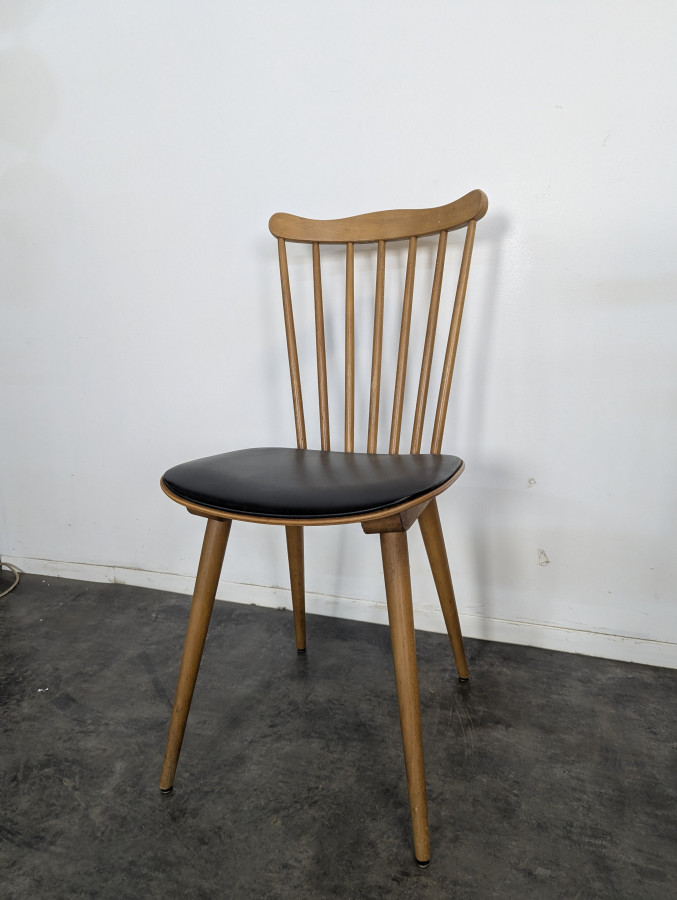 Série de 6 chaises modèle Sonate par Baumann