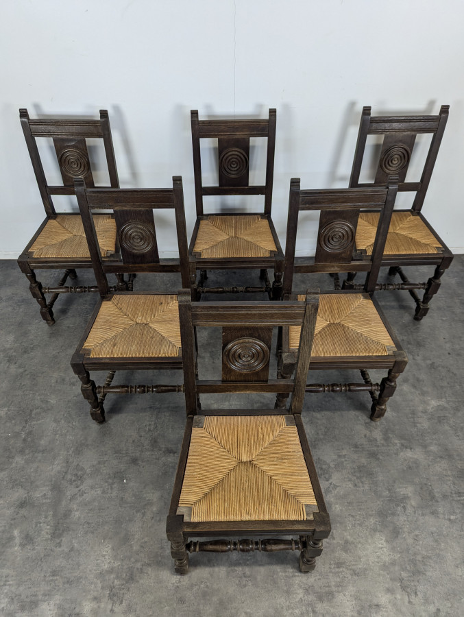 Série de 6 chaises dans le style de Dudouyt