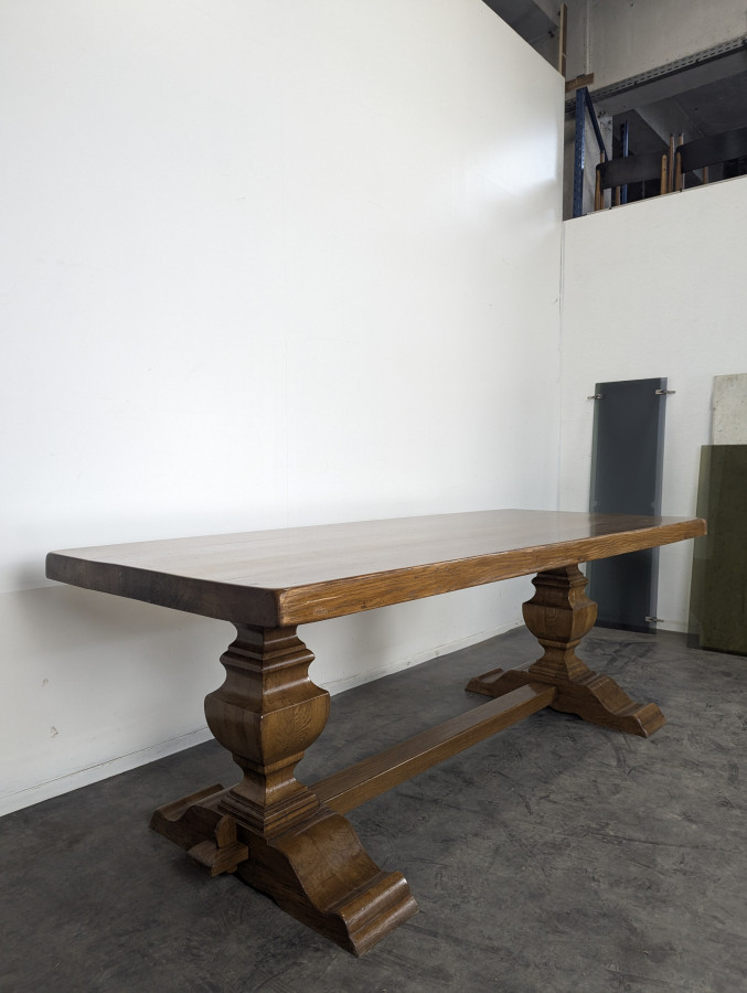 Table de monastère en chêne massif