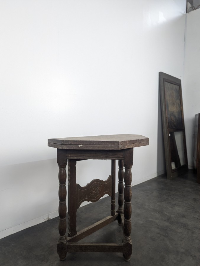 Table d'appoint octogonale à plateau pliant en chêne
