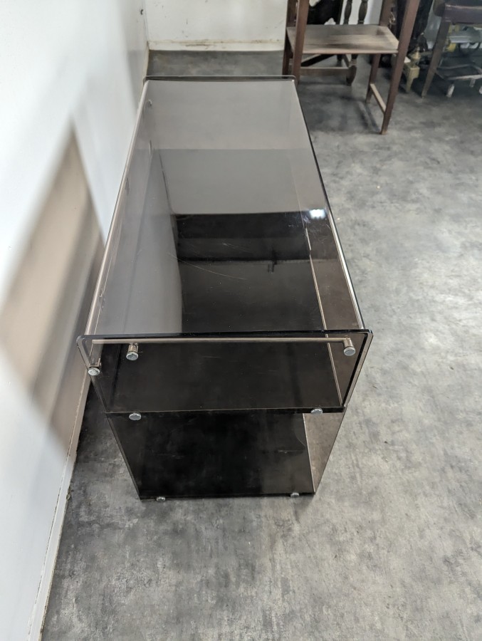 Meuble hi-fi à abattant en plexiglas fumé et métal chromé des années 70