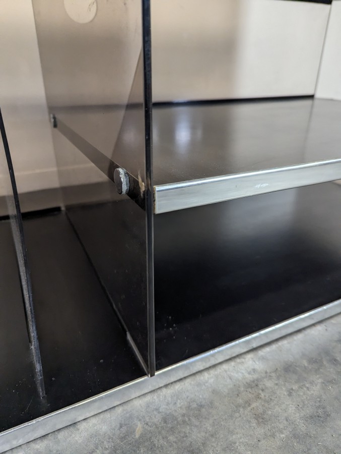 Meuble hi-fi à abattant en plexiglas fumé et métal chromé des années 70