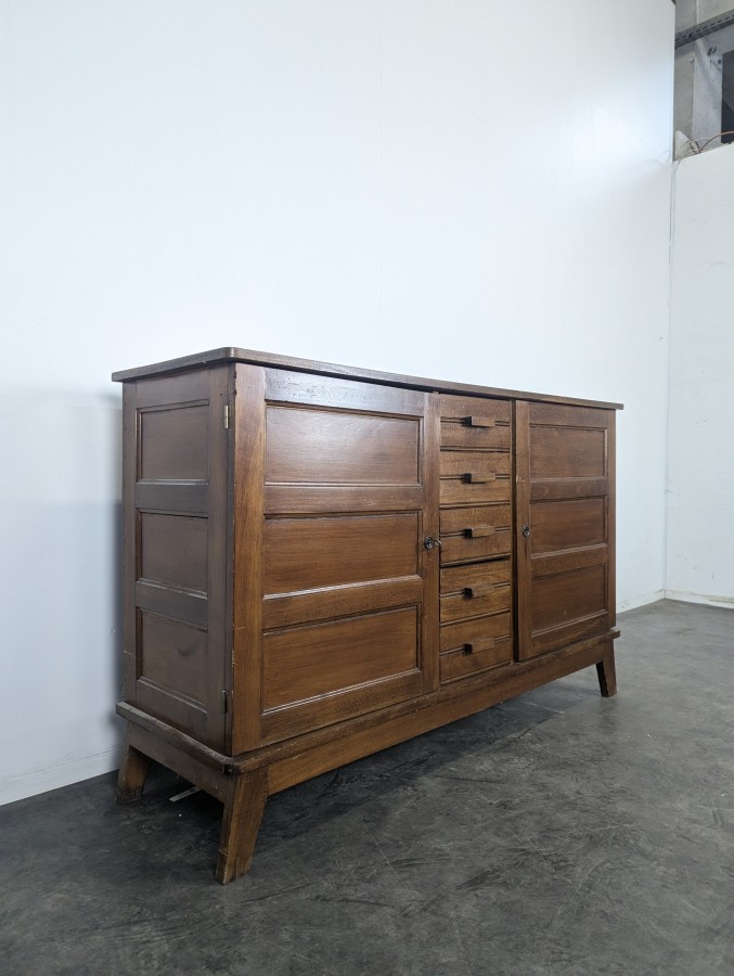 Buffet en chêne des années 40 à tiroirs centraux