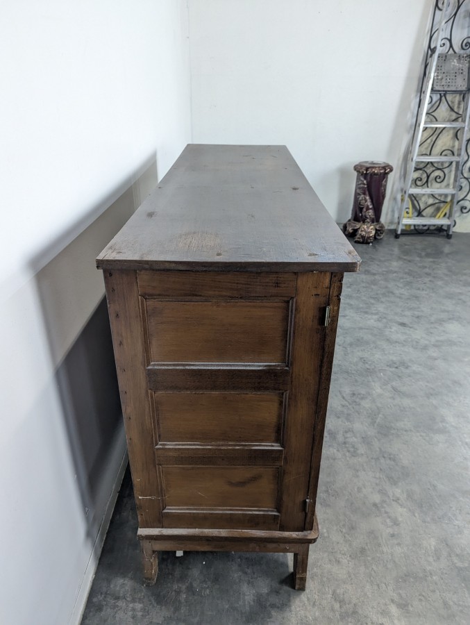 Buffet en chêne des années 40 à tiroirs centraux