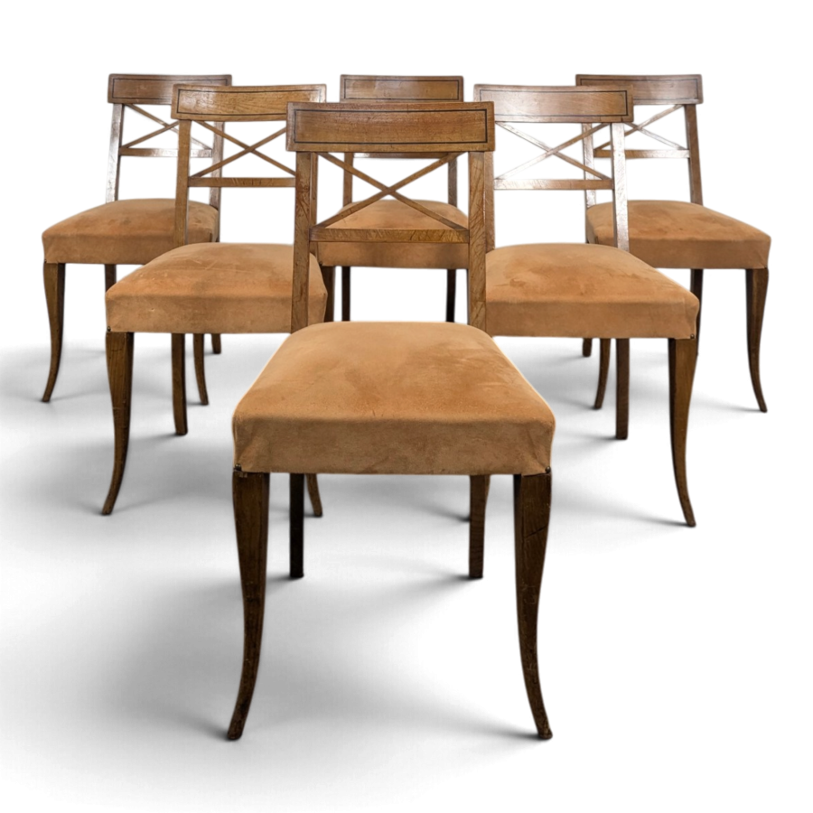 Série de 6 chaises de style Directoire en merisier