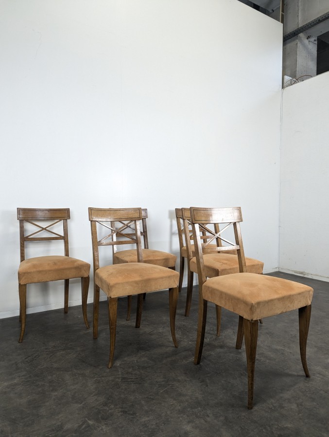 Série de 6 chaises de style Directoire en merisier
