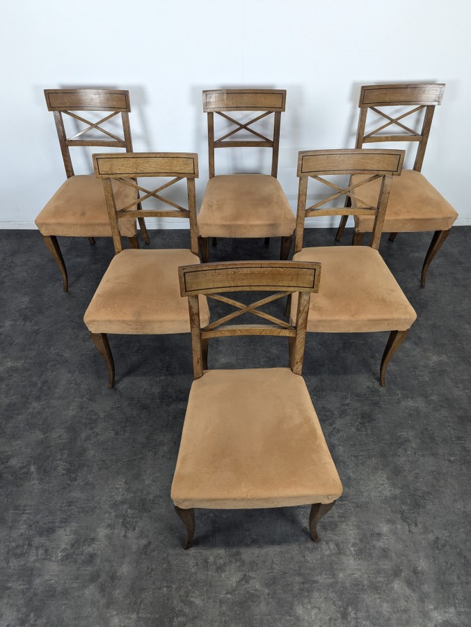 Série de 6 chaises de style Directoire en merisier