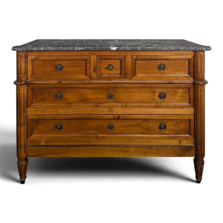 Commode de style Louis XVI en merisier à dessus de marbre