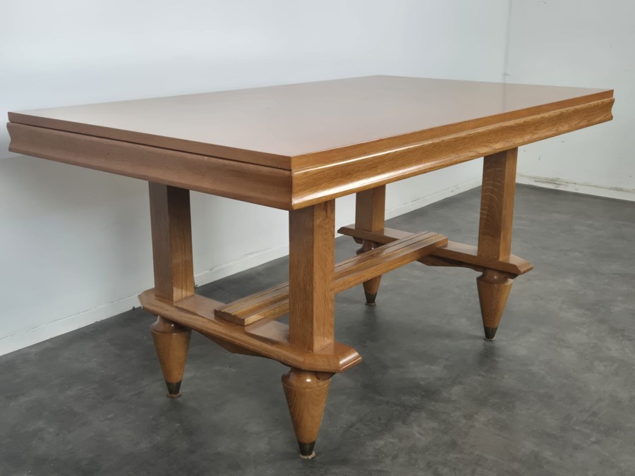 Table de salle à manger en chêne des années 50 à plateau marqueté