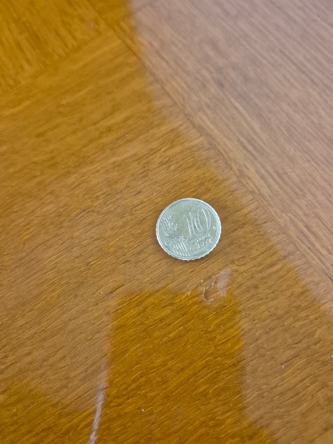 Table de salle à manger en chêne des années 50 à plateau marqueté