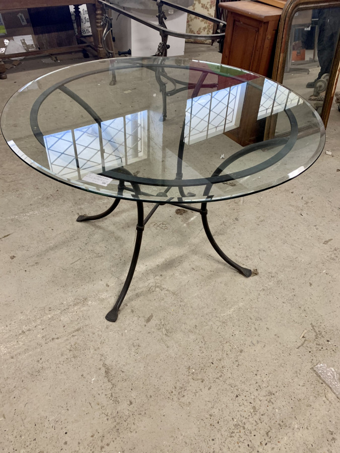 Belle table ronde plateau verre