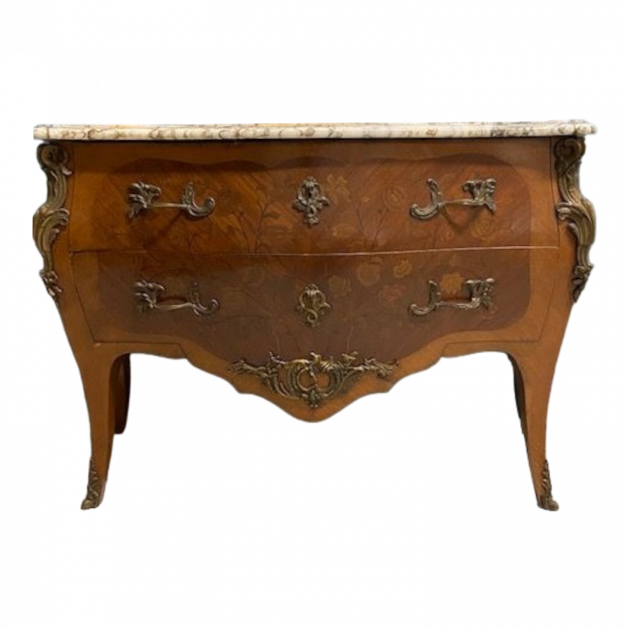 Grande commode en marqueterie de bois de rose