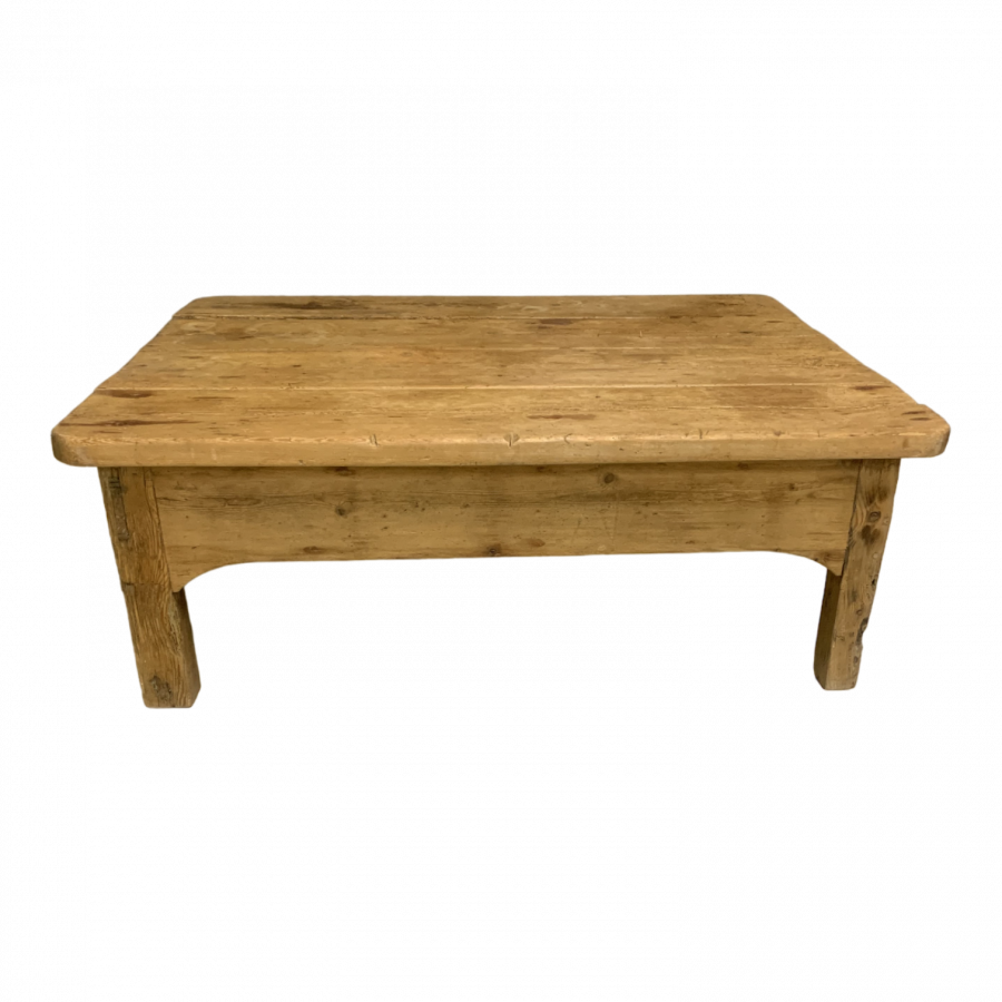 Table basse rustique en sapin