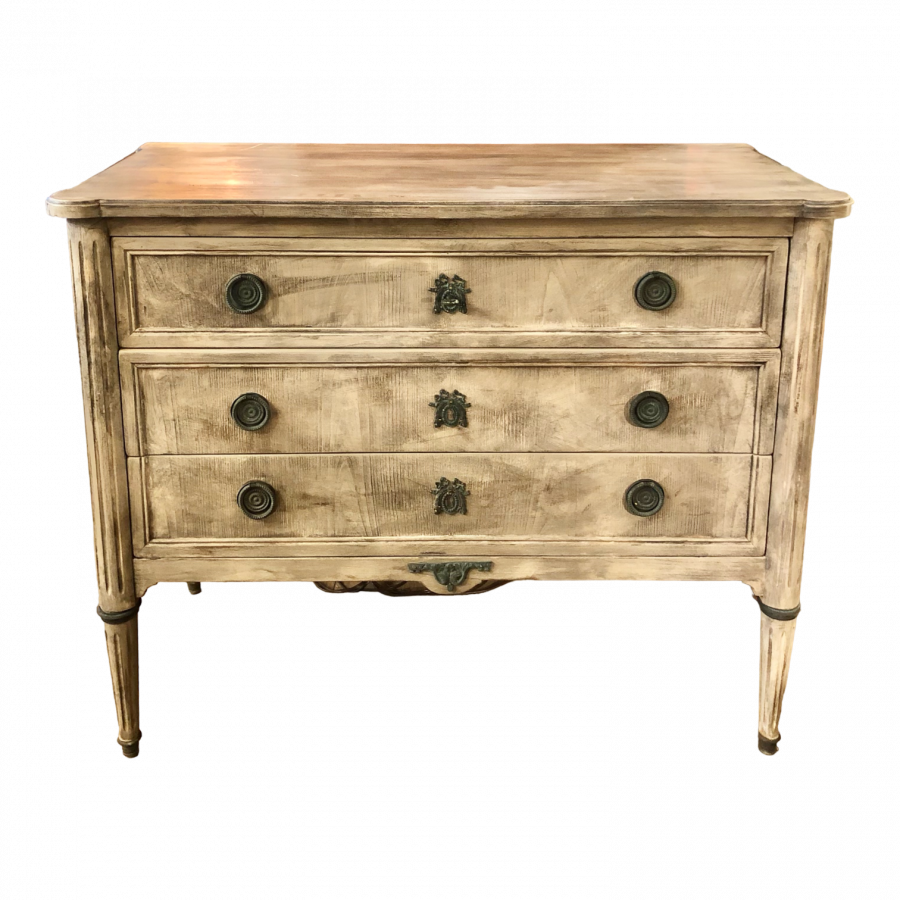 Commode patinée Louis XVI