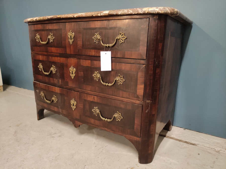 Belle commode Louis XIV Epoque XVIII ème