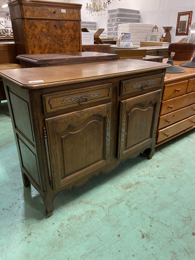 Joli petit buffet néo-rustique en chêne