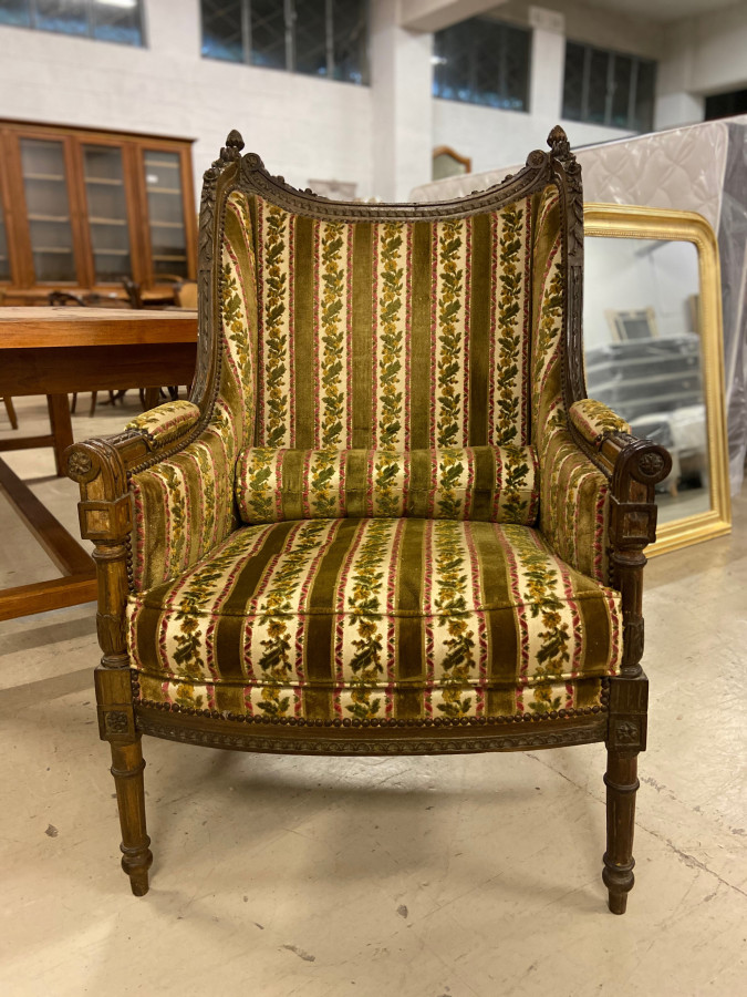 Belle bergère de style Louis XVI
