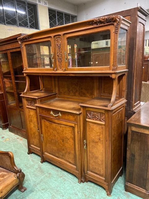 Buffet 2 corps art nouveau en noyer