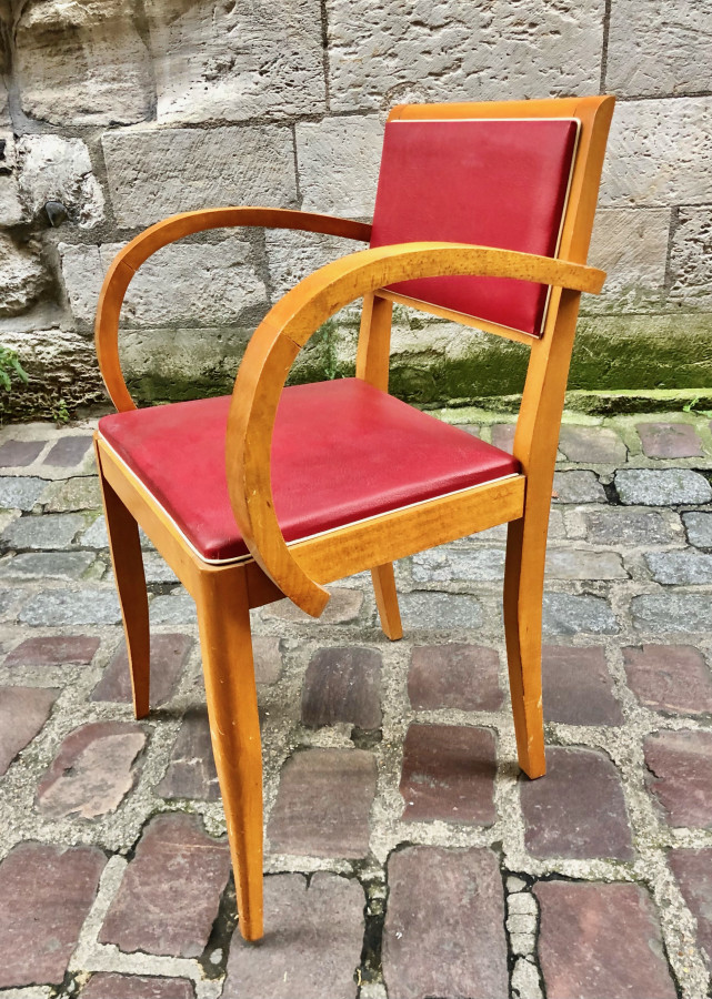 Ravissant fauteuil bridge avec assise et dossier en cuir rouge