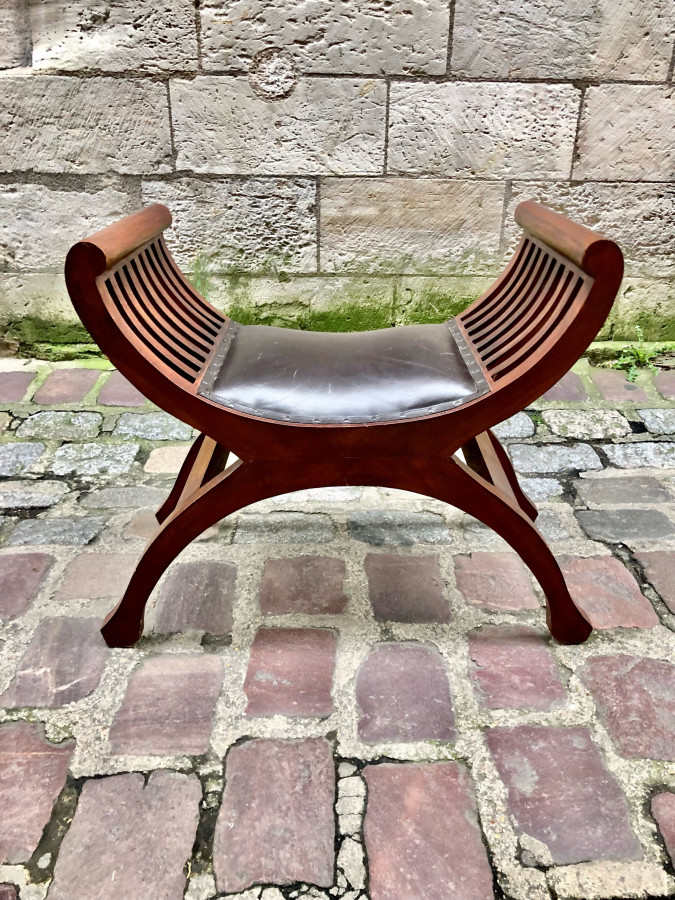 Siège curule, fabrication du XXème siècle