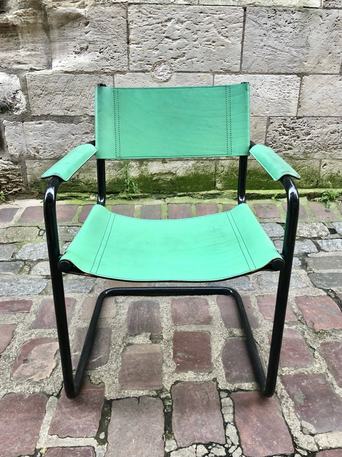 Superbe série de fauteuils MG5/B34 par Marcel Breuer