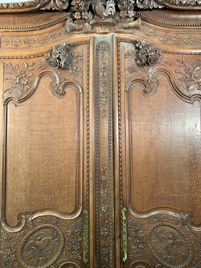 Incroyable armoire Normande Fécampoise en chêne