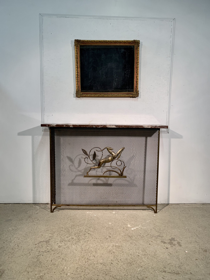 Elégant cache radiateur dans le goût d'Edgar Brandt