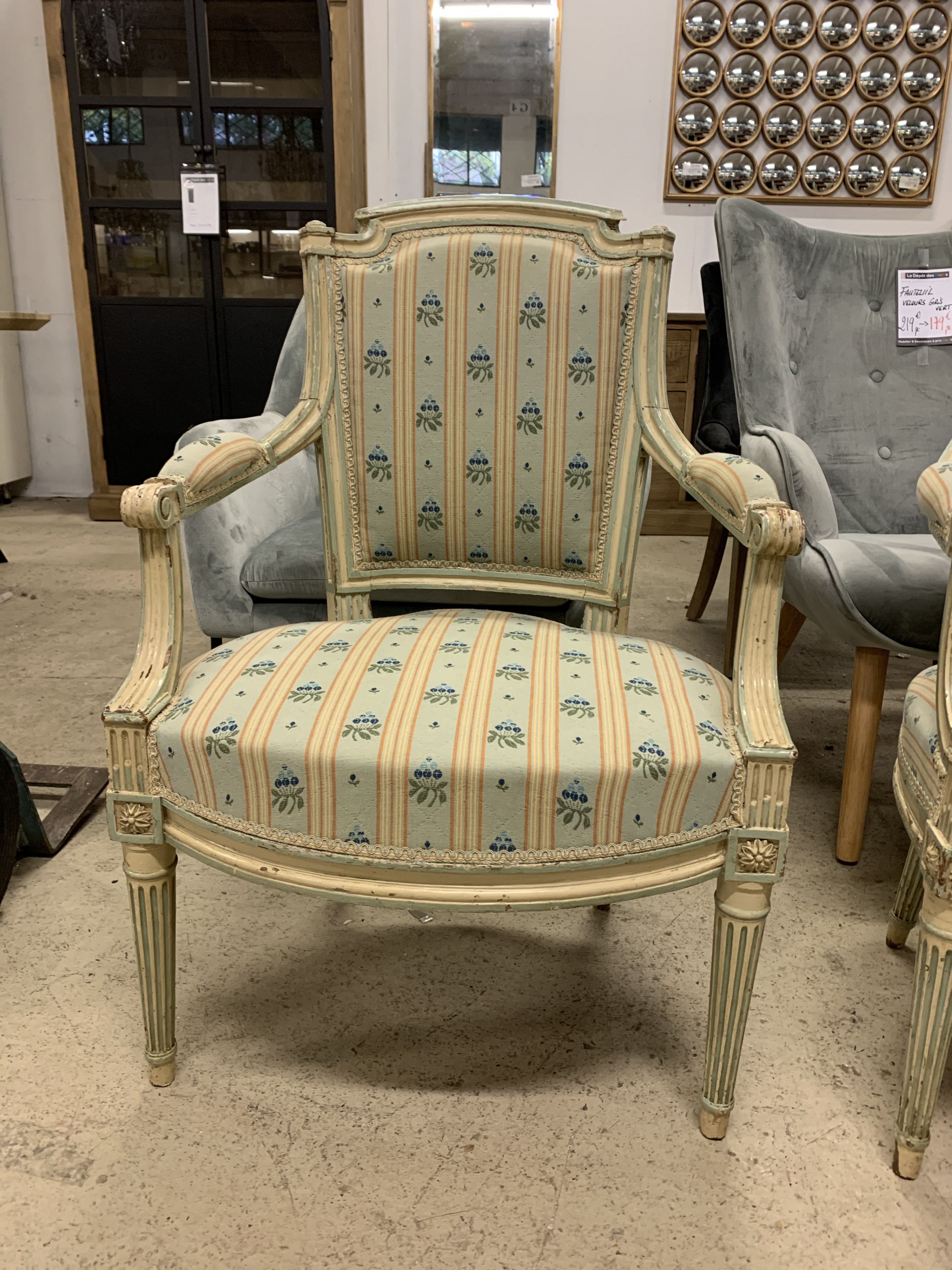 Fauteuils Louis XVI d'époque  La Brocante En Ligne