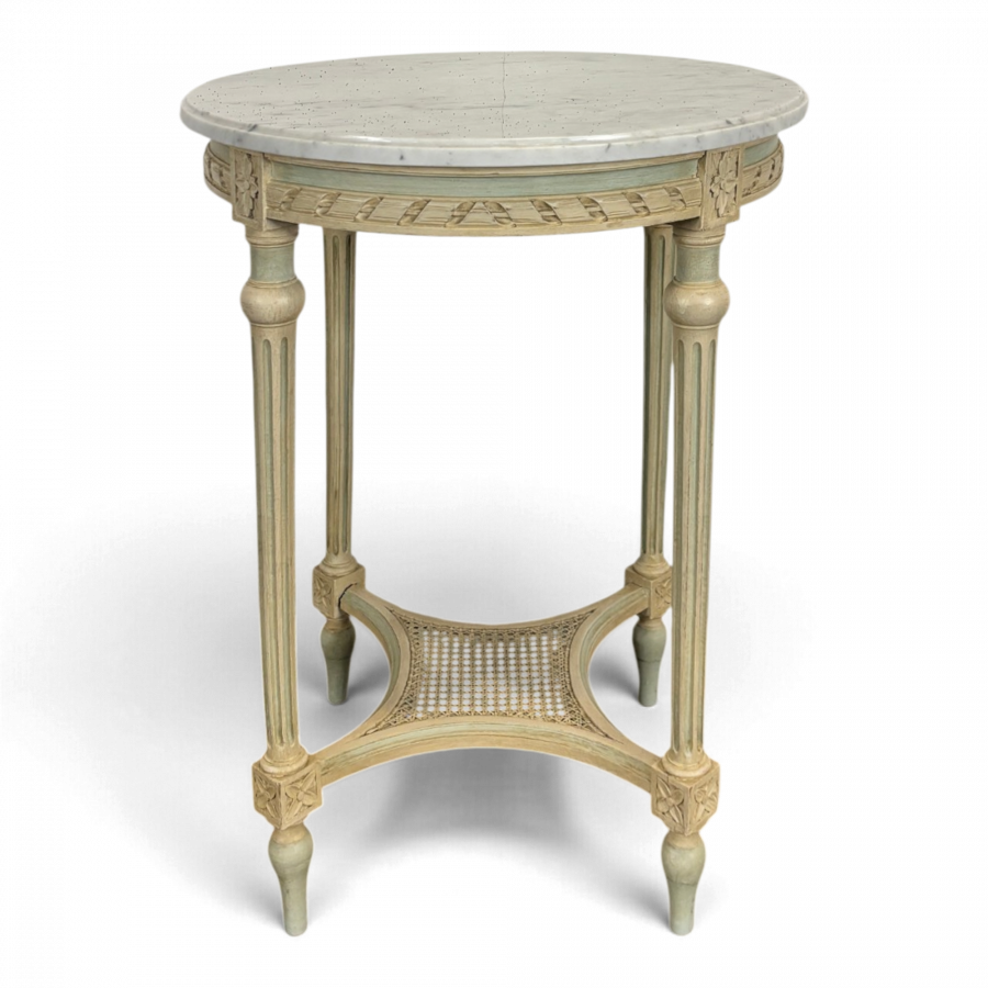 Guéridon de style Louis XVI laqué, plateau de marbre blanc