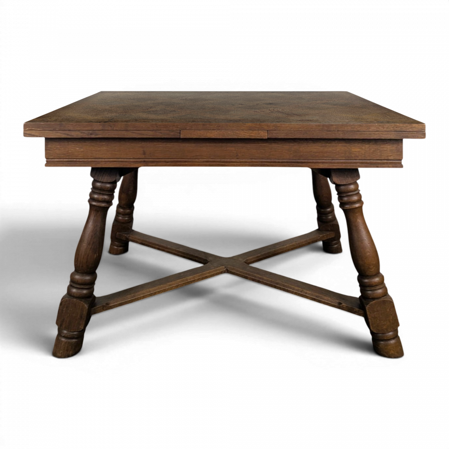 Table Suisse en chêne allonge à l'italienne