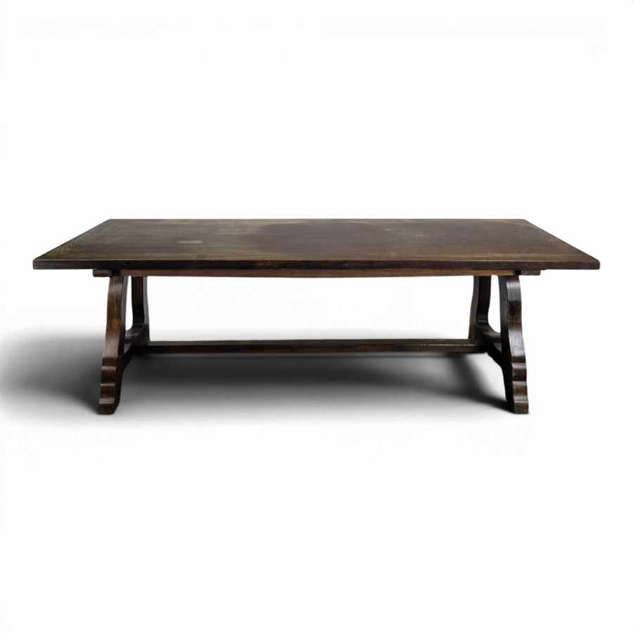 Table espagnole en chêne massif