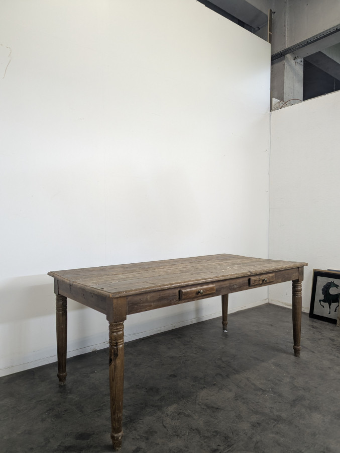 Table de ferme rustique