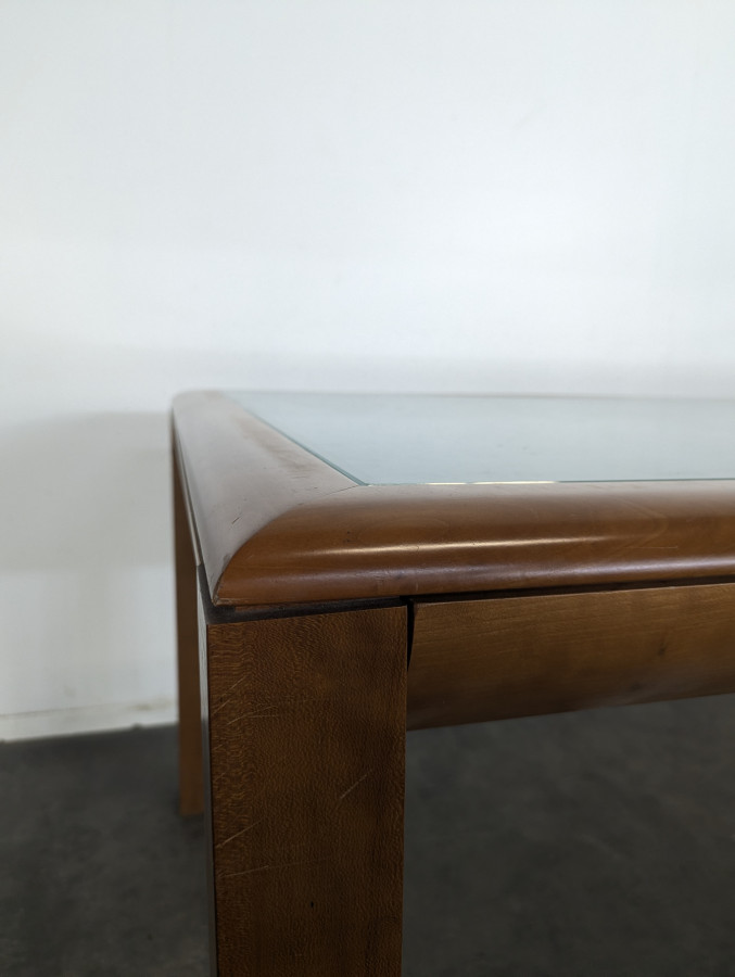 Grande table de repas en verre et merisier