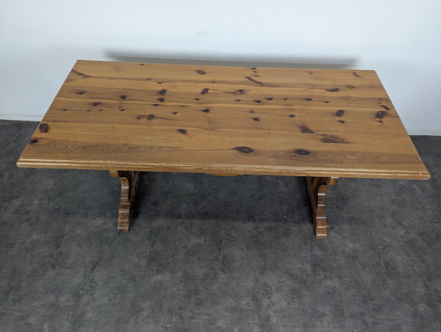 Grande table de ferme en pin à piètement en lyre