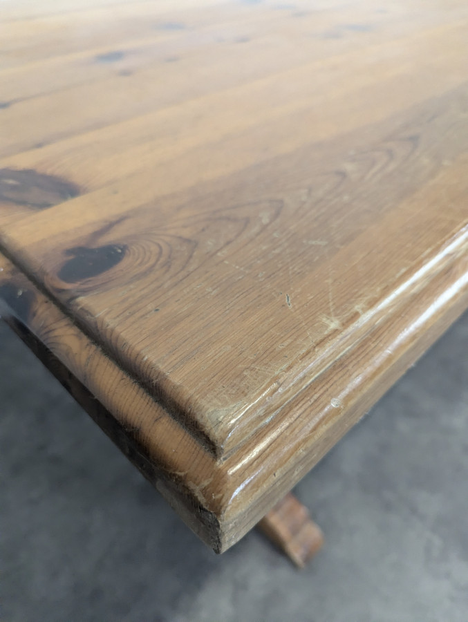 Grande table de ferme en pin à piètement en lyre