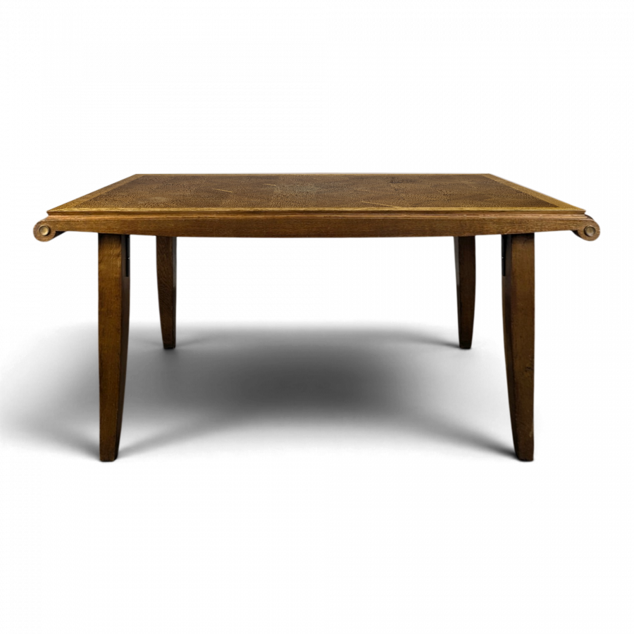 Table à rallonges années 40 en chêne à plateau marqueté de cubes