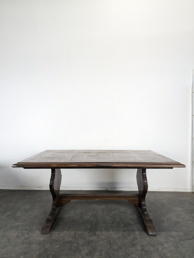 Table de ferme en chêne à plateau panneauté piètement lyre années 40