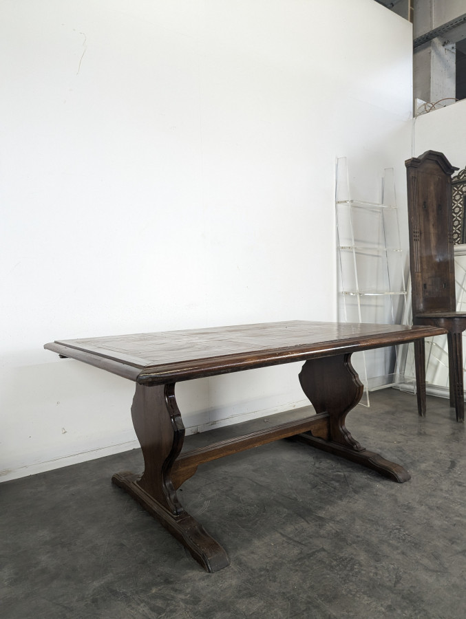 Table de ferme en chêne à plateau panneauté piètement lyre années 40