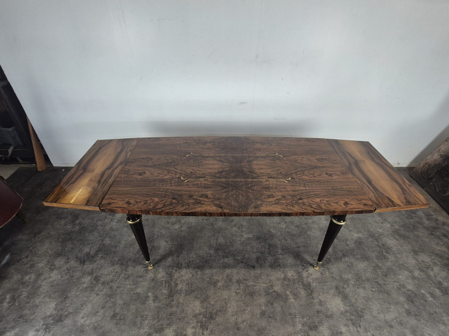 Table de salle à manger années 50 en ronce de noyer, pieds fuseau