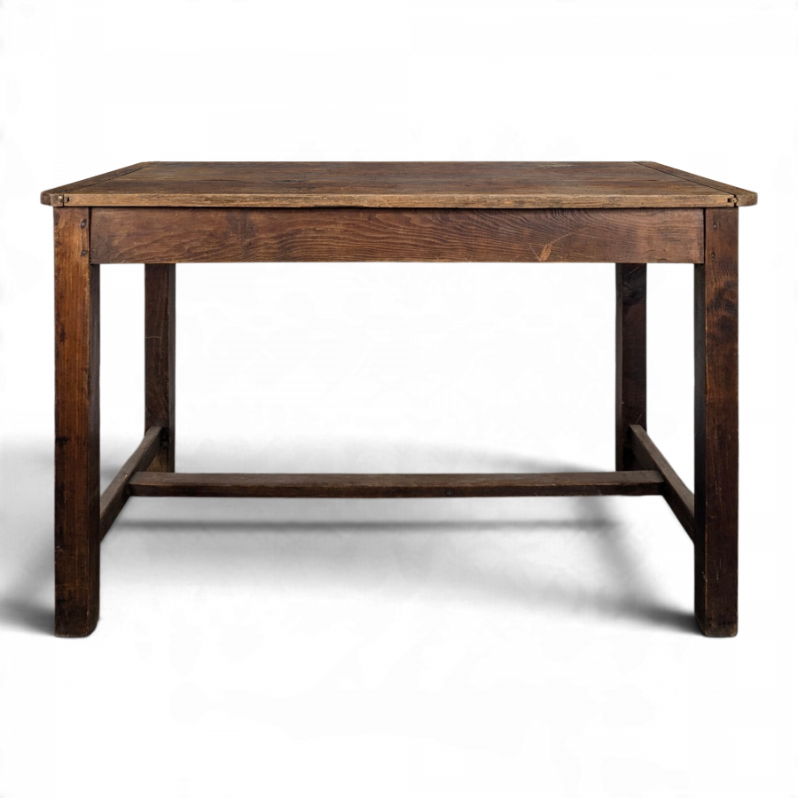 Table rustique en noyer à entretoise en H