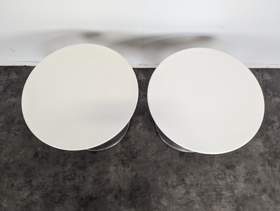 Paire de table tulipe style Space age
