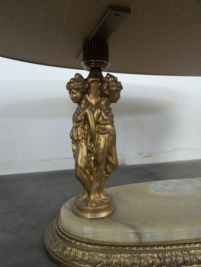 Table basse en onyx néo-classique