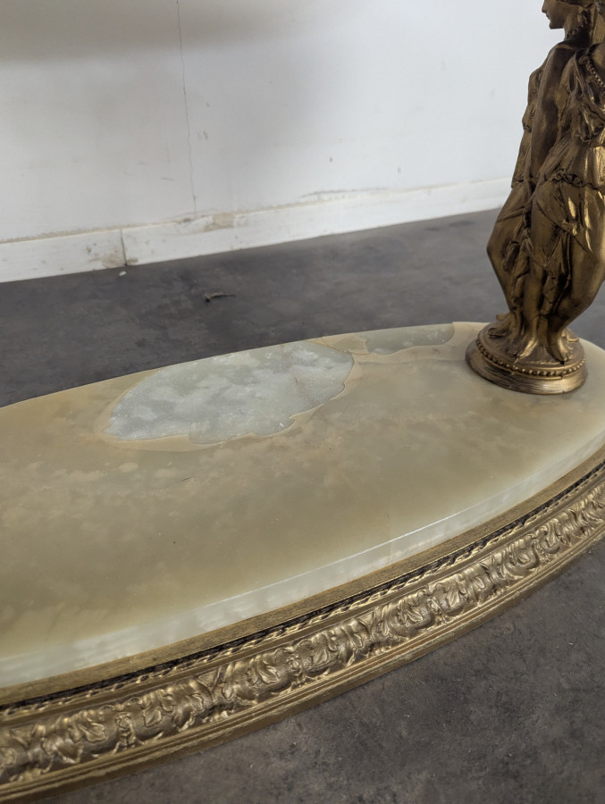 Table basse en onyx néo-classique