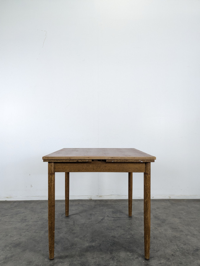 Table à jeu années 60 style scandinave