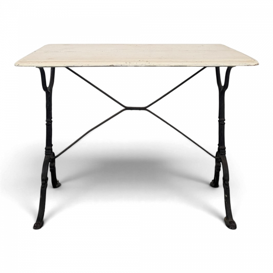 Table de bistrot en bois